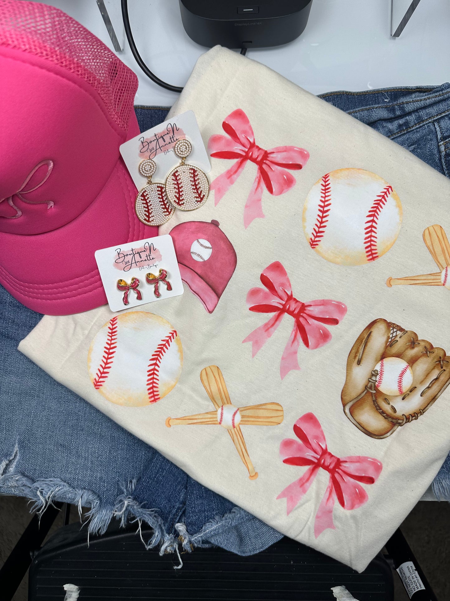 Baseball bow